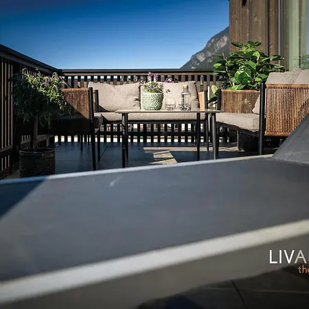 Livalpin View דירה *